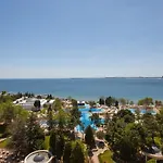 Dreams Sunny And Hotell